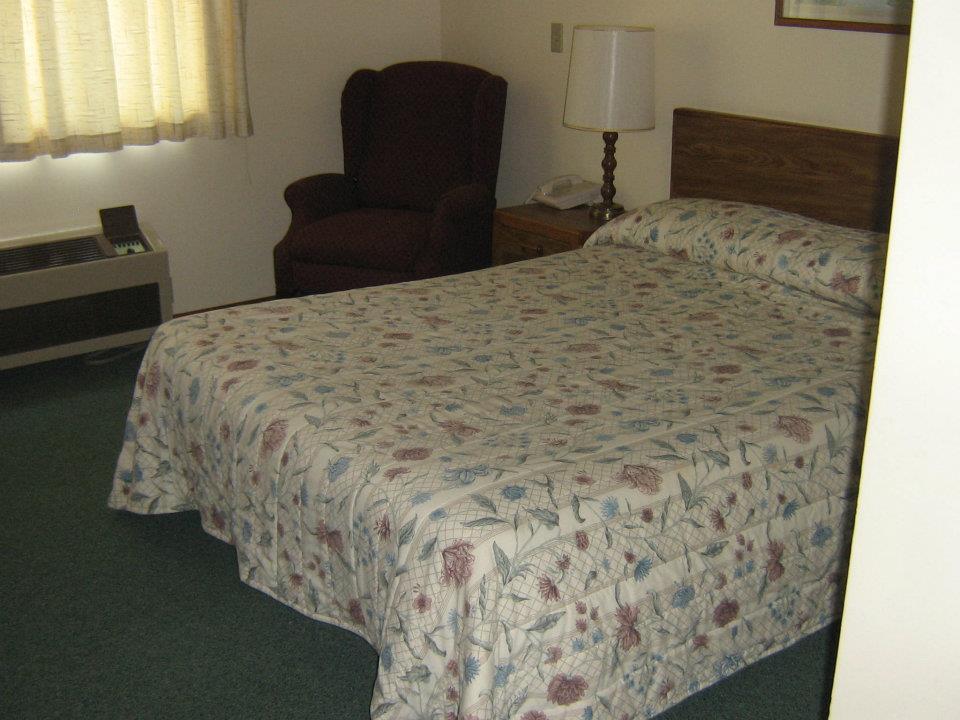 Chapel Hill Motel Brevort Rom bilde